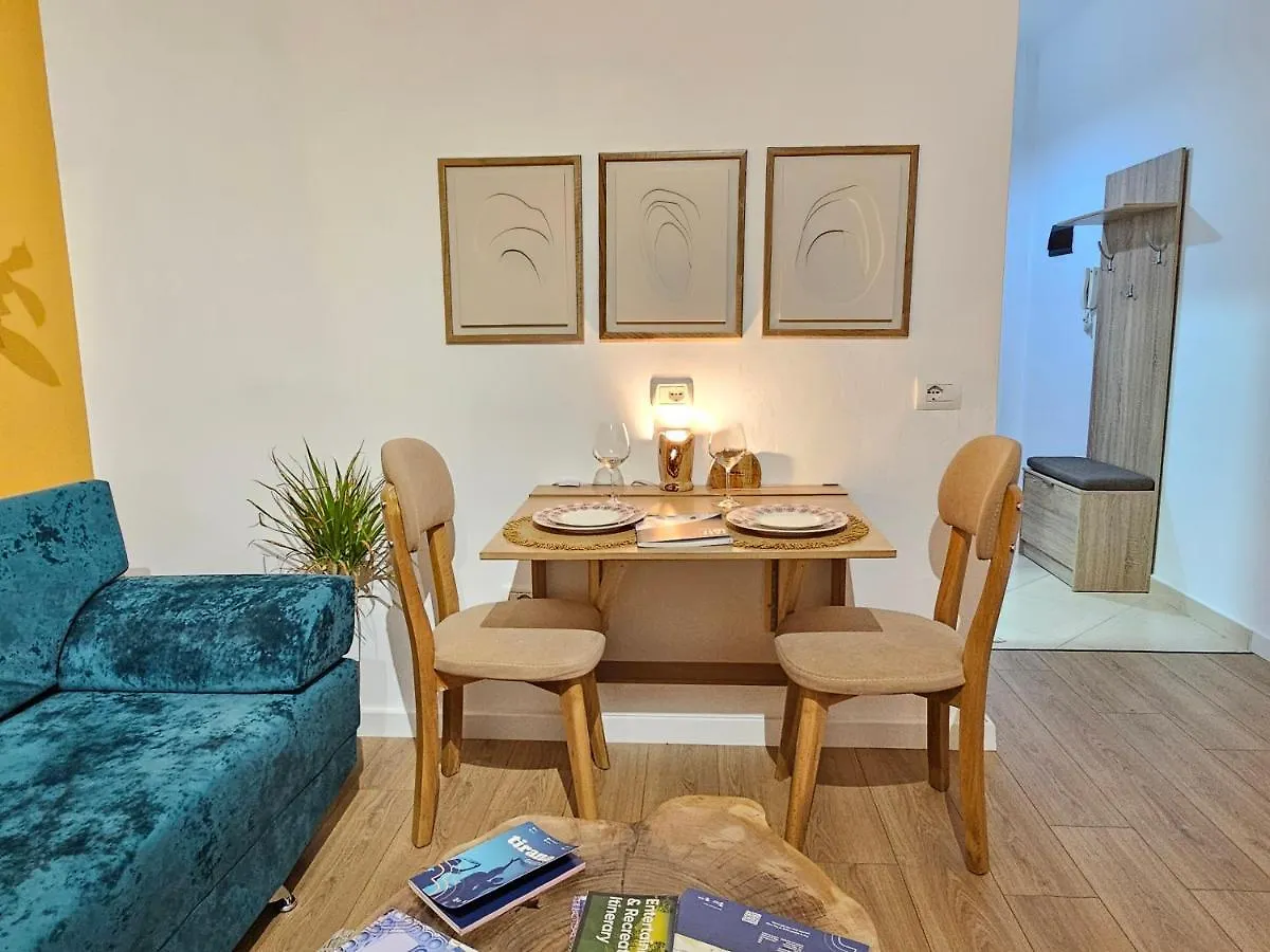Vibe Studio Apartment Tirana 0*,